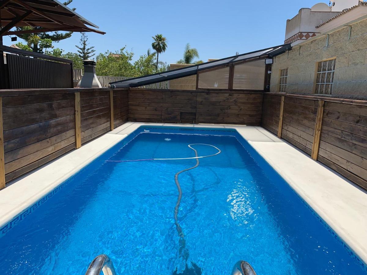 Wood House Close Beach Marbella Ngoại thất bức ảnh